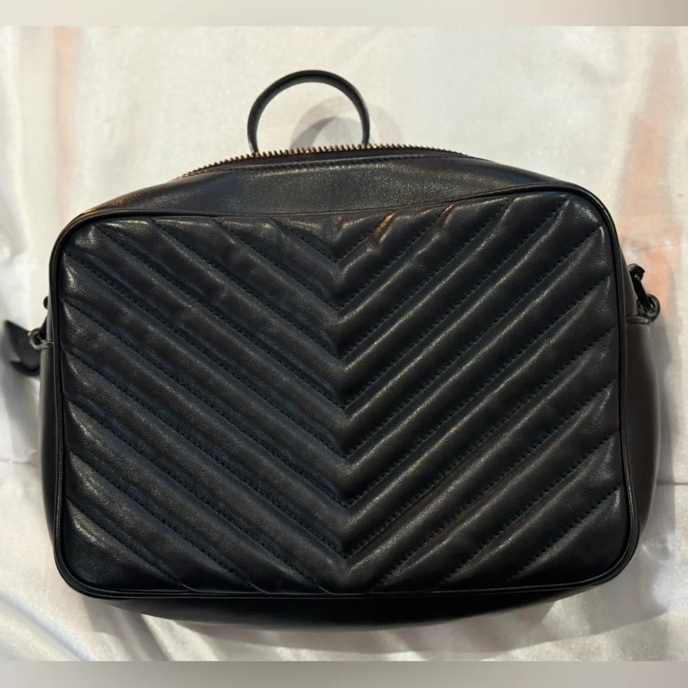 Saint Laurent Lou Camera Bag – Black Quilted Leather (No Tassel) - Picture 3 of 10